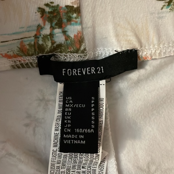 NWT Forever 21 tropical shorts - Picture 4 of 5